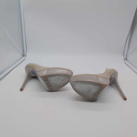 Elegant Taupe Pumps by Charles David Patent Leather Sz 8 - Picture 8 of 9